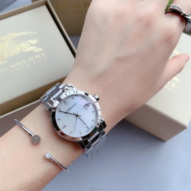 Burberry BU9125 Kadın Kol Saati Burberry BU9125 Kadın Kol Saati