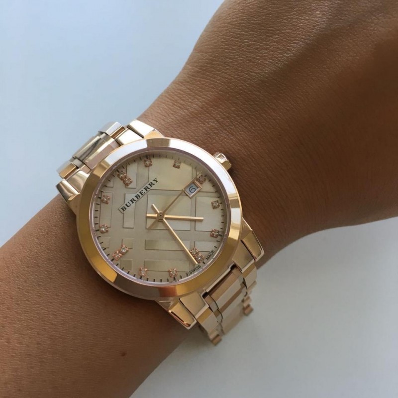 Burberry BU9126 Kadın Kol Saati Burberry BU9126 Kadın Kol Saati