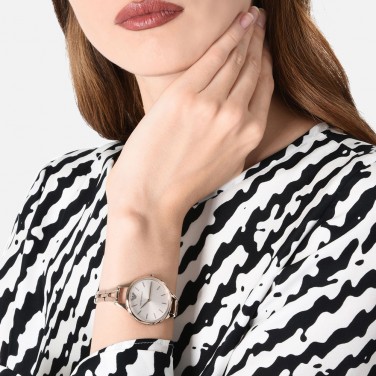 Emporio Armani AR11055 Kad n Kol Saati