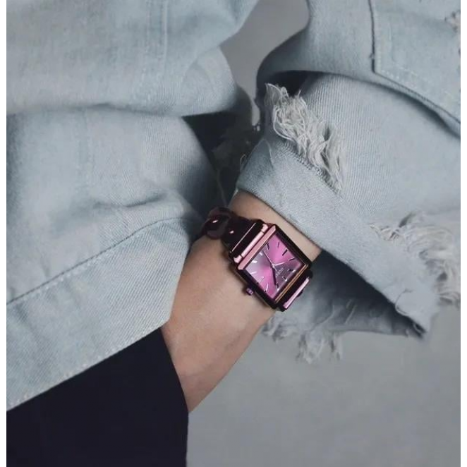 Guess GUW1029L4 Kadın Kol Saati