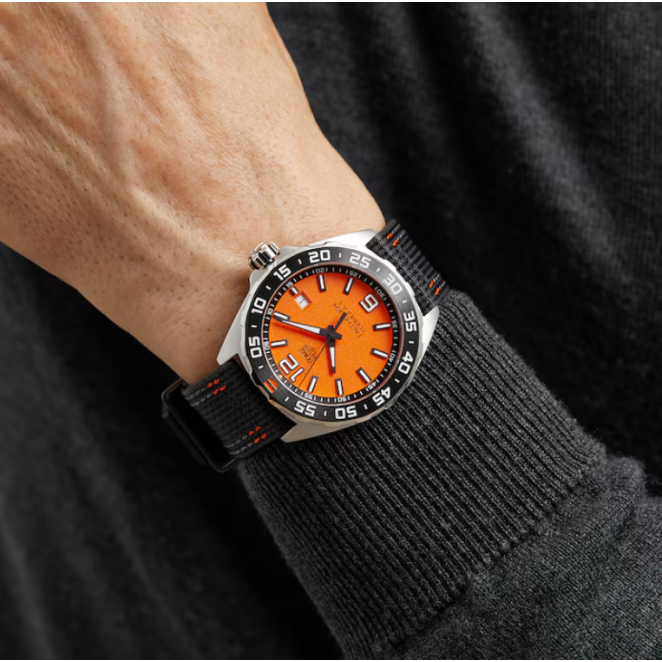 TAG Heuer Formula 1 WAZ101A.FC8305 Erkek Kol Saati